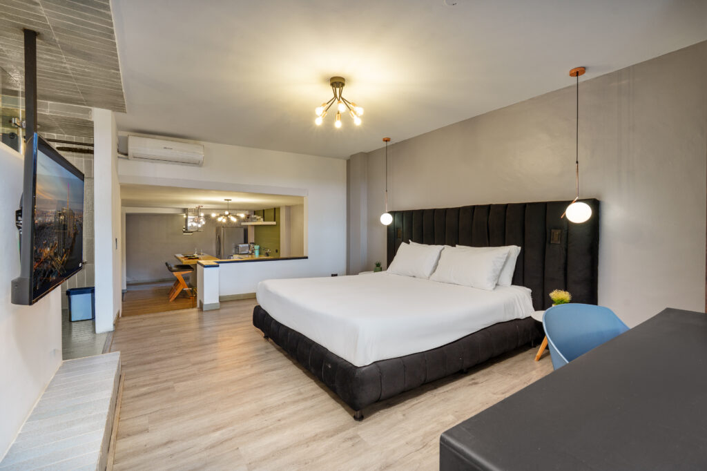 lleras-vibex-mystic-apartment-101-hotel-el-poblado-medellin-011