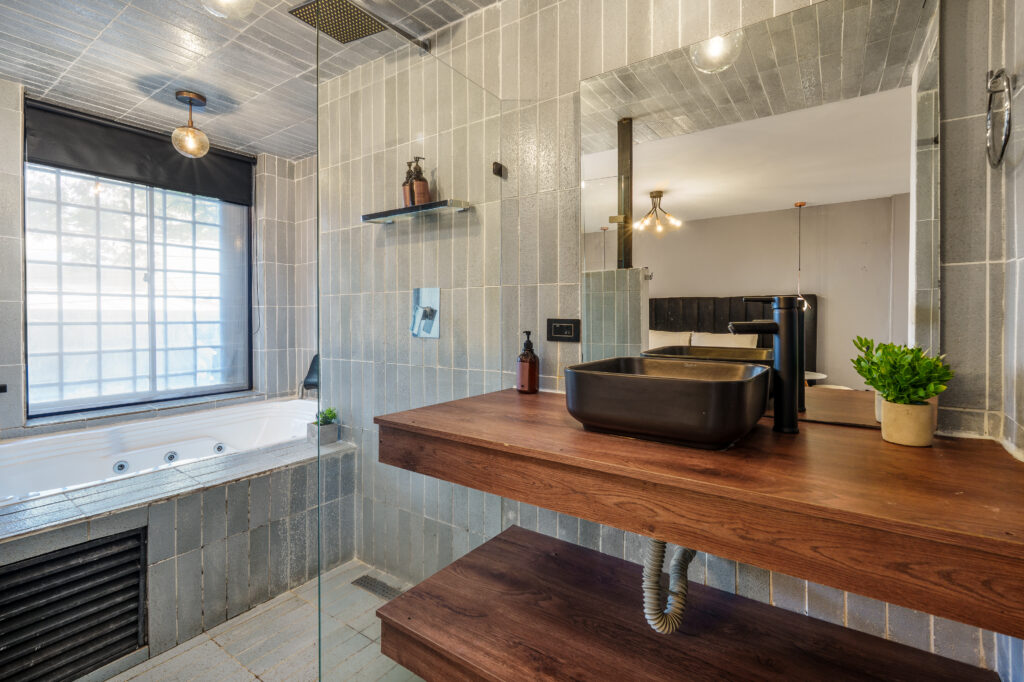 lleras-vibex-mystic-apartment-101-hotel-el-poblado-medellin-014