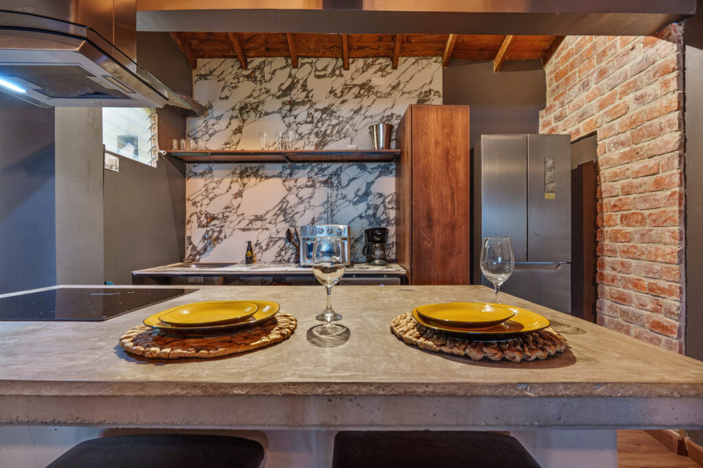 lleras-vibex-mystic-apartment-102-hotel-el-poblado-medellin-005