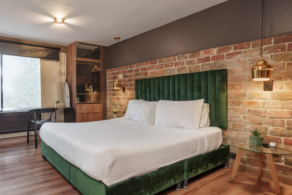 lleras-vibex-mystic-apartment-102-hotel-el-poblado-medellin-012