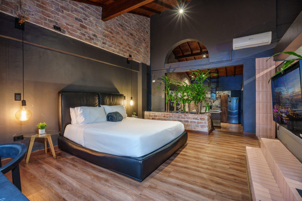lleras-vibex-mystic-apartment-202-hotel-el-poblado-medellin-009