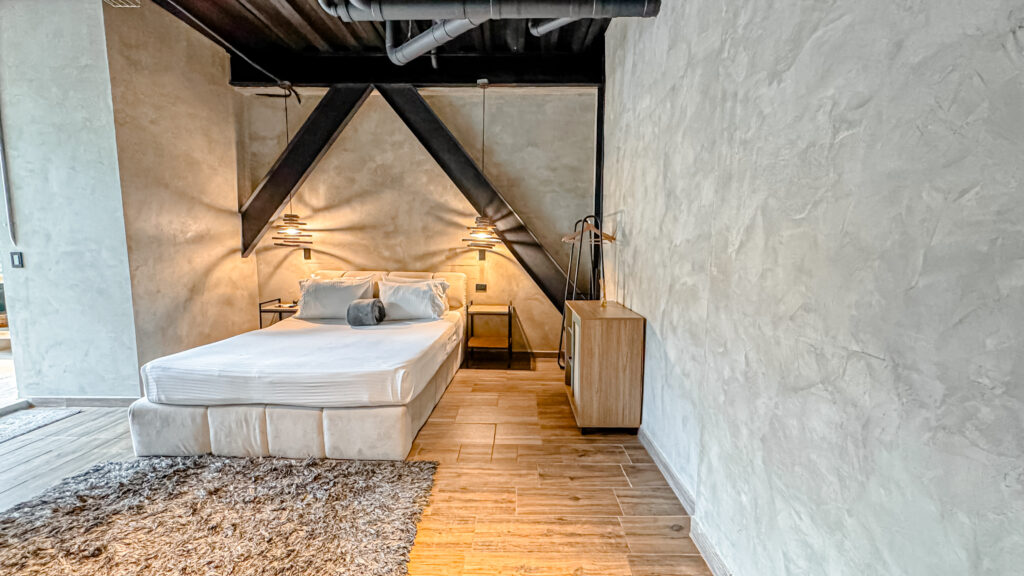 lleras-vibex-room-402-hotel-el-poblado-medellin-002