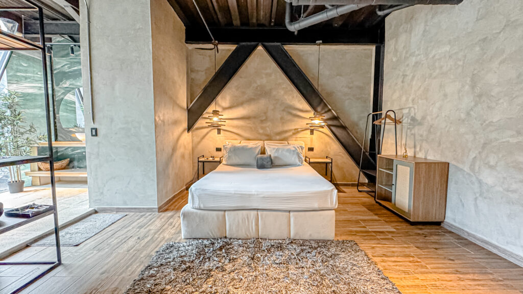 lleras-vibex-room-402-hotel-el-poblado-medellin-003