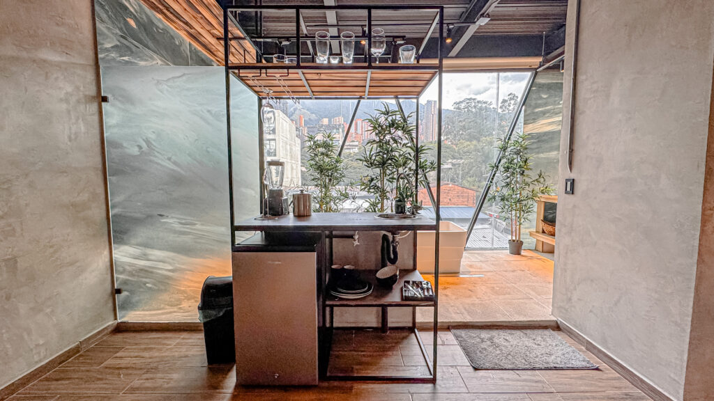 lleras-vibex-room-402-hotel-el-poblado-medellin-016