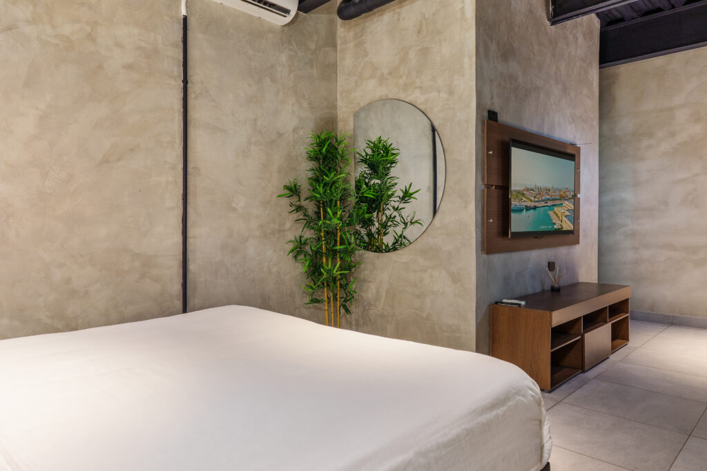 lleras-vibex-room-403-hotel-el-poblado-medellin-009