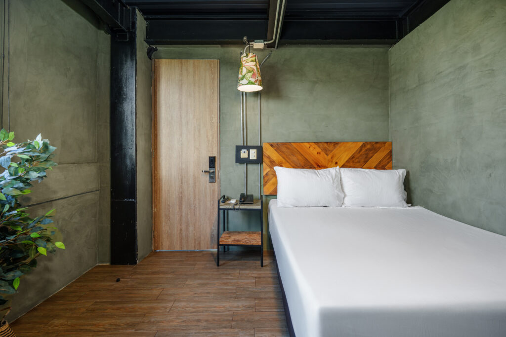 lleras-vibex-room-501-hotel-el-poblado-medellin-001