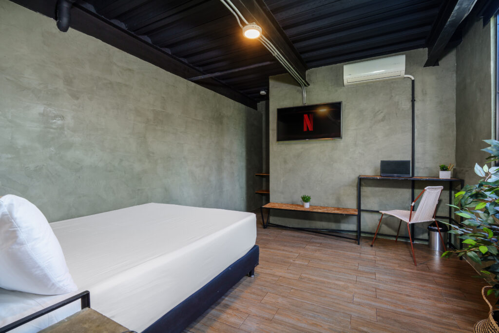 lleras-vibex-room-501-hotel-el-poblado-medellin-004