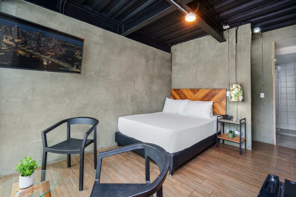 lleras-vibex-room-502-hotel-el-poblado-medellin-005