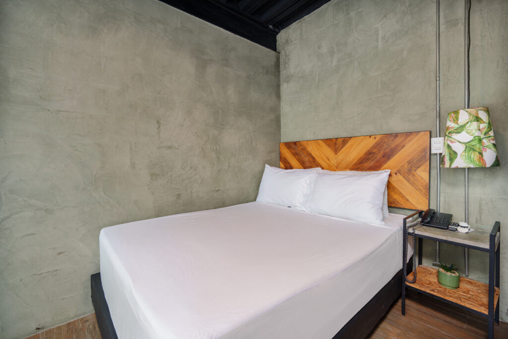 lleras-vibex-room-502-hotel-el-poblado-medellin-007