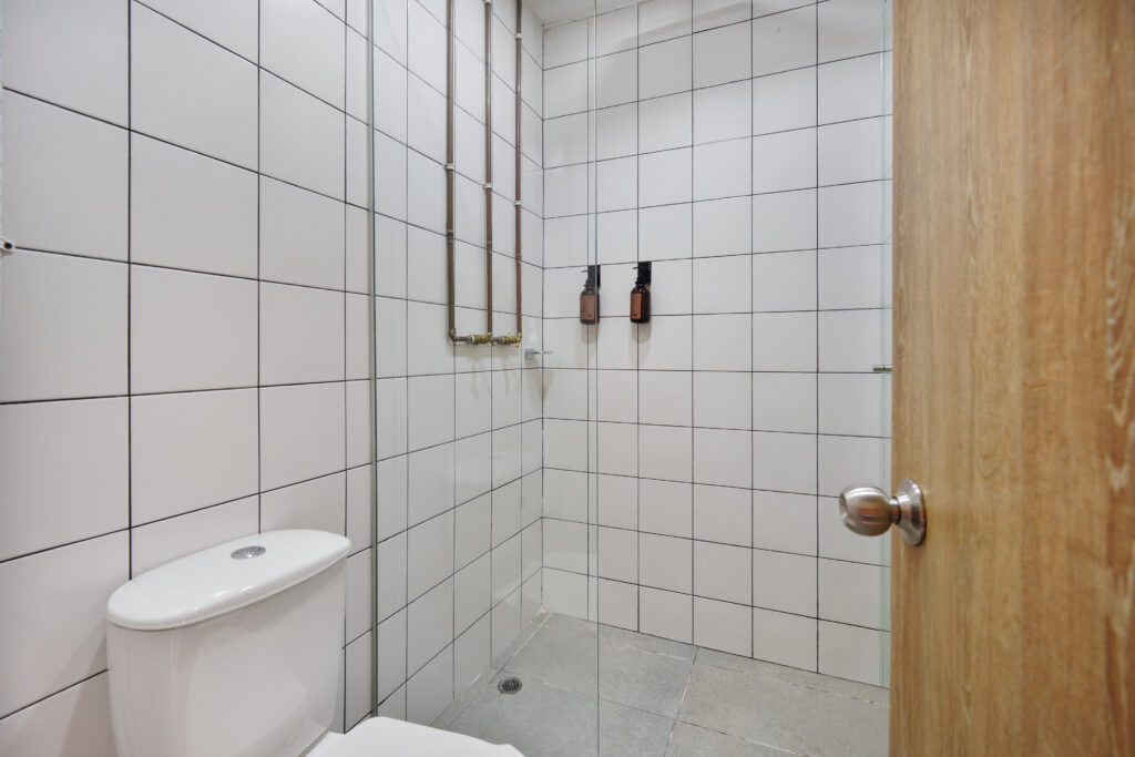 lleras-vibex-room-507-hotel-el-poblado-medellin-004