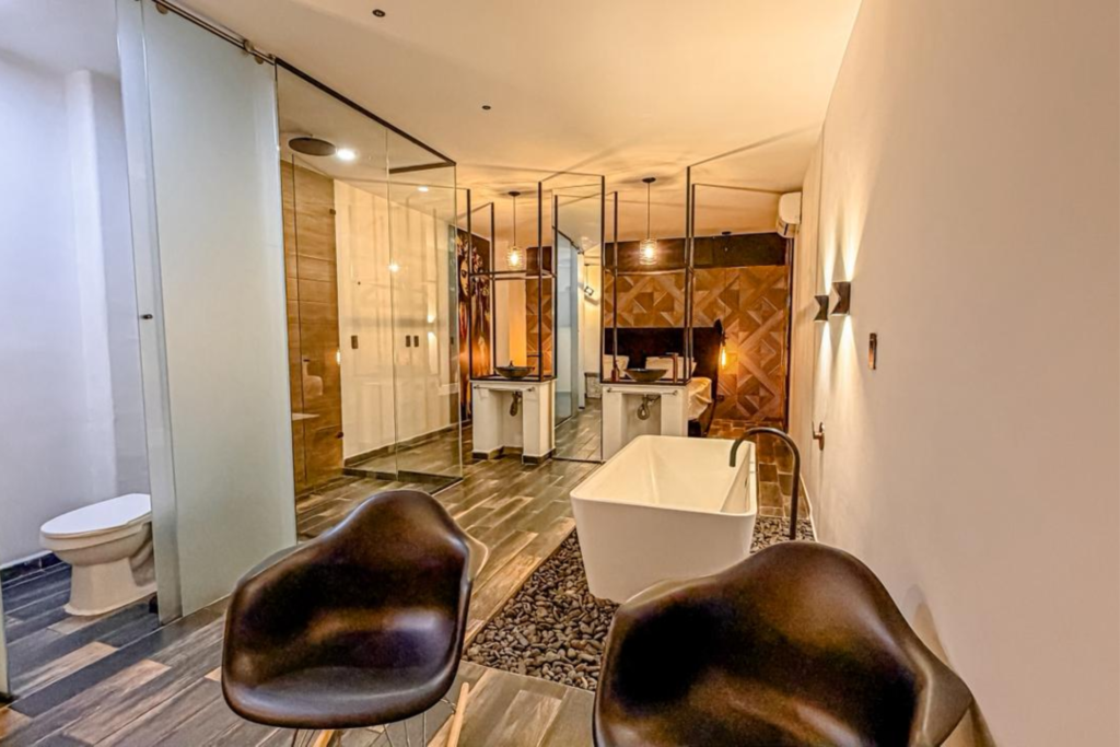 lleras-vibex-luxury-one-apartment-hotel-el-poblado-medellin-003